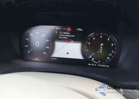 2021 Volvo V60 Cross Country T5 z USA, uszkodzony, nr VIN YV4102WK2M1073845